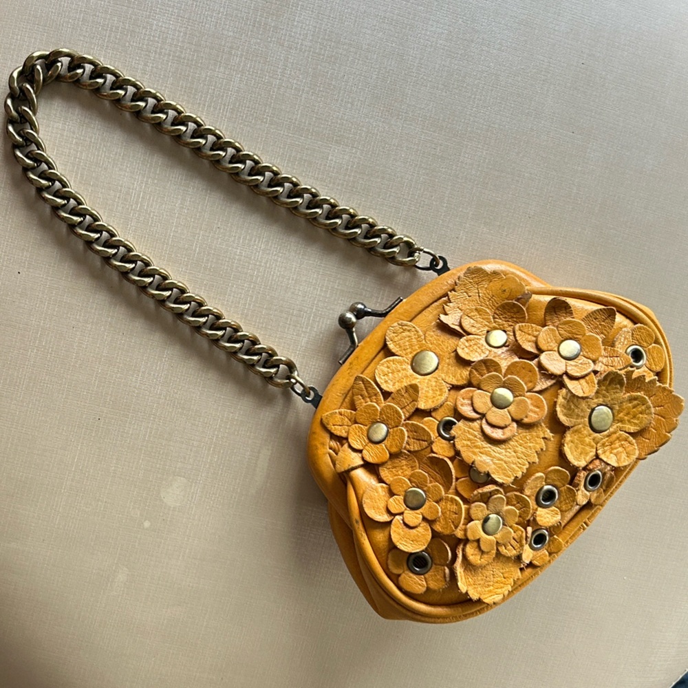 Isabella Fiore appliquéd kisslock Clutch wallet